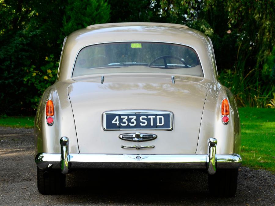 Bentley S1 Continental 1955 года  (фото 8 из 28)